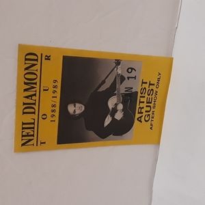 RARE NEIL DIAMOND 1988 1989 TOUR ORIGINAL CLOTH ARTIST GUEST AFTER SHOW PASS